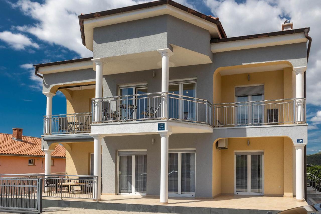 Apartmani Dea Crikvenica Exterior foto