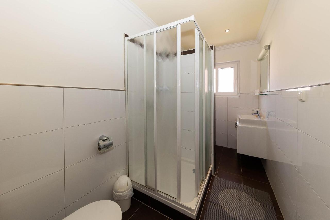 Apartmani Dea Crikvenica Exterior foto